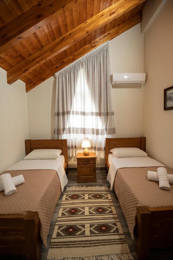 Xhuli Guesthouse Shkodër Exterior foto